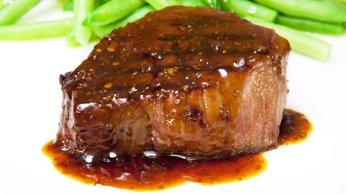 beek-steak-with-sauce